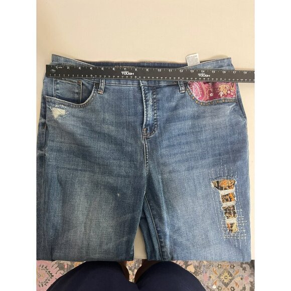 Chico's Sz 2R (US 12R) So Slimming Girlfriend Slim Leg Ankle Rolled Cuff Jeans E - Picture 7 of 11